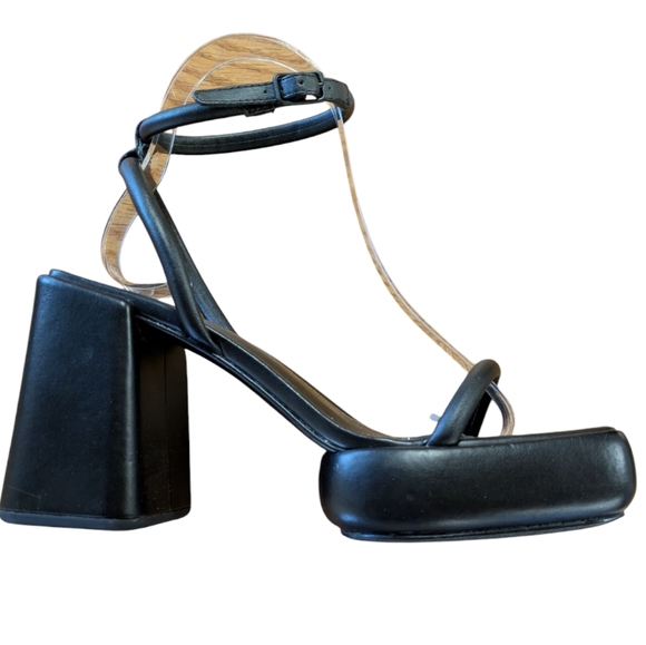 Charles & Keith Black Platform Ankle Strap Sandals Size 36 - Picture 14 of 15